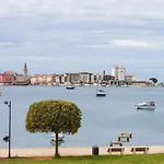 Supreme Apartment Miramare With Sea View